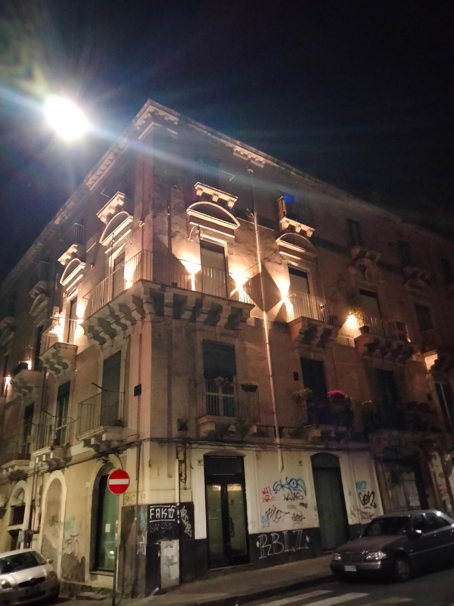 Etna Timeo Central Apartment In Baroque Building CTA Exteriér fotografie